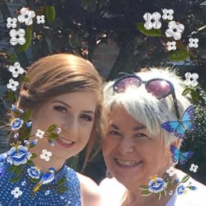 Meet your Posher, Sara